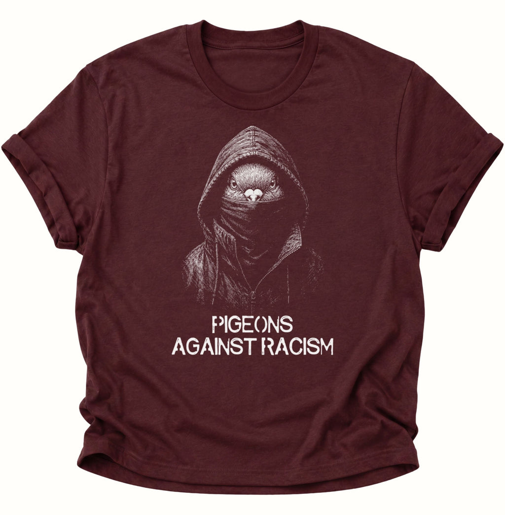 Maroon Unisex T-Shirt mit vermummter Taube und urbanem Statement-Motiv von Pine & River.
