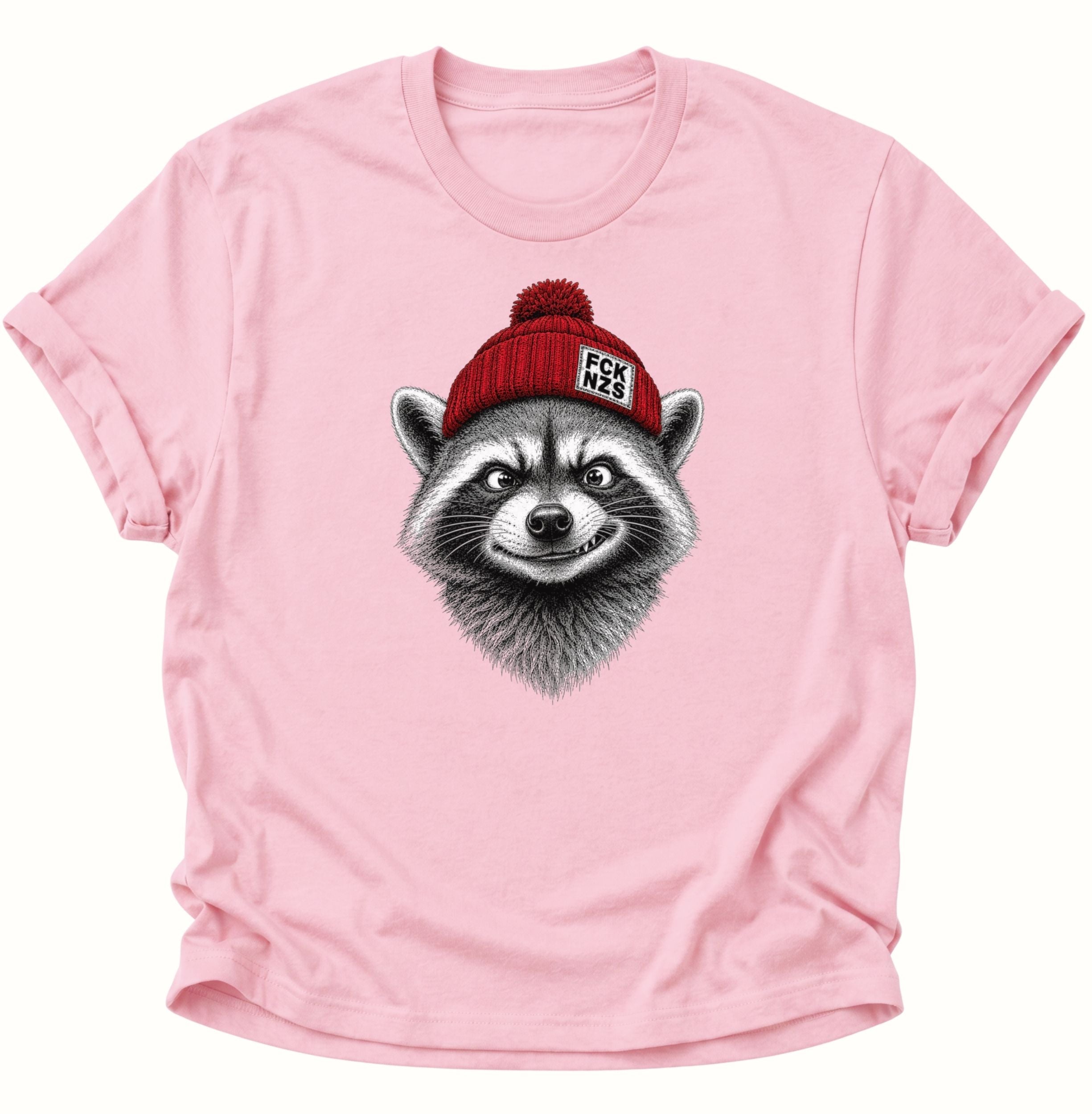 Light Pink FCK NZS Shirt mit detailreichem Waschbär und roter Mütze für ein klares Statement
