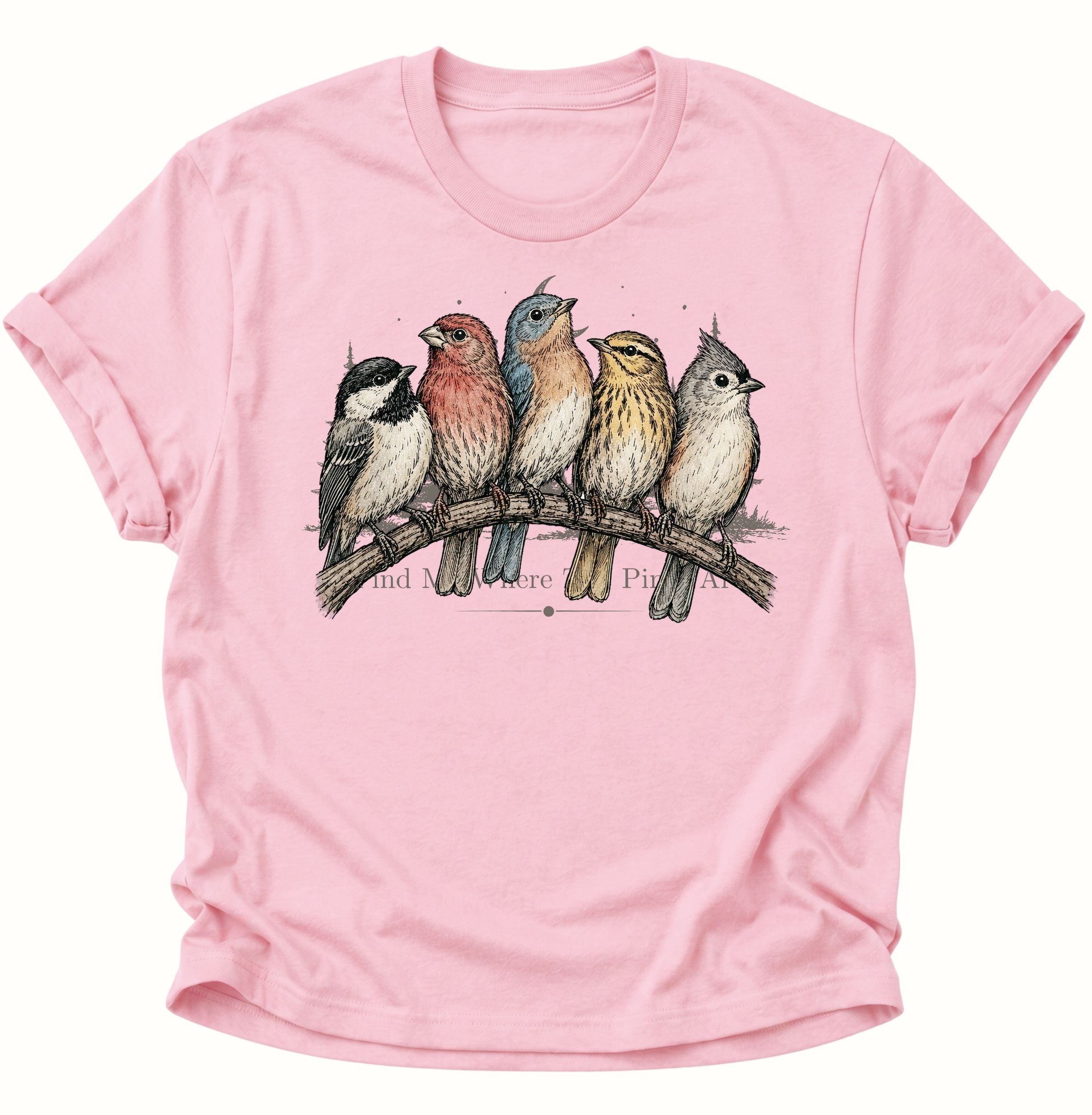 Light pink Unisex T-Shirt mit fünf detailreich illustrierten Singvögeln von Pine & River.
