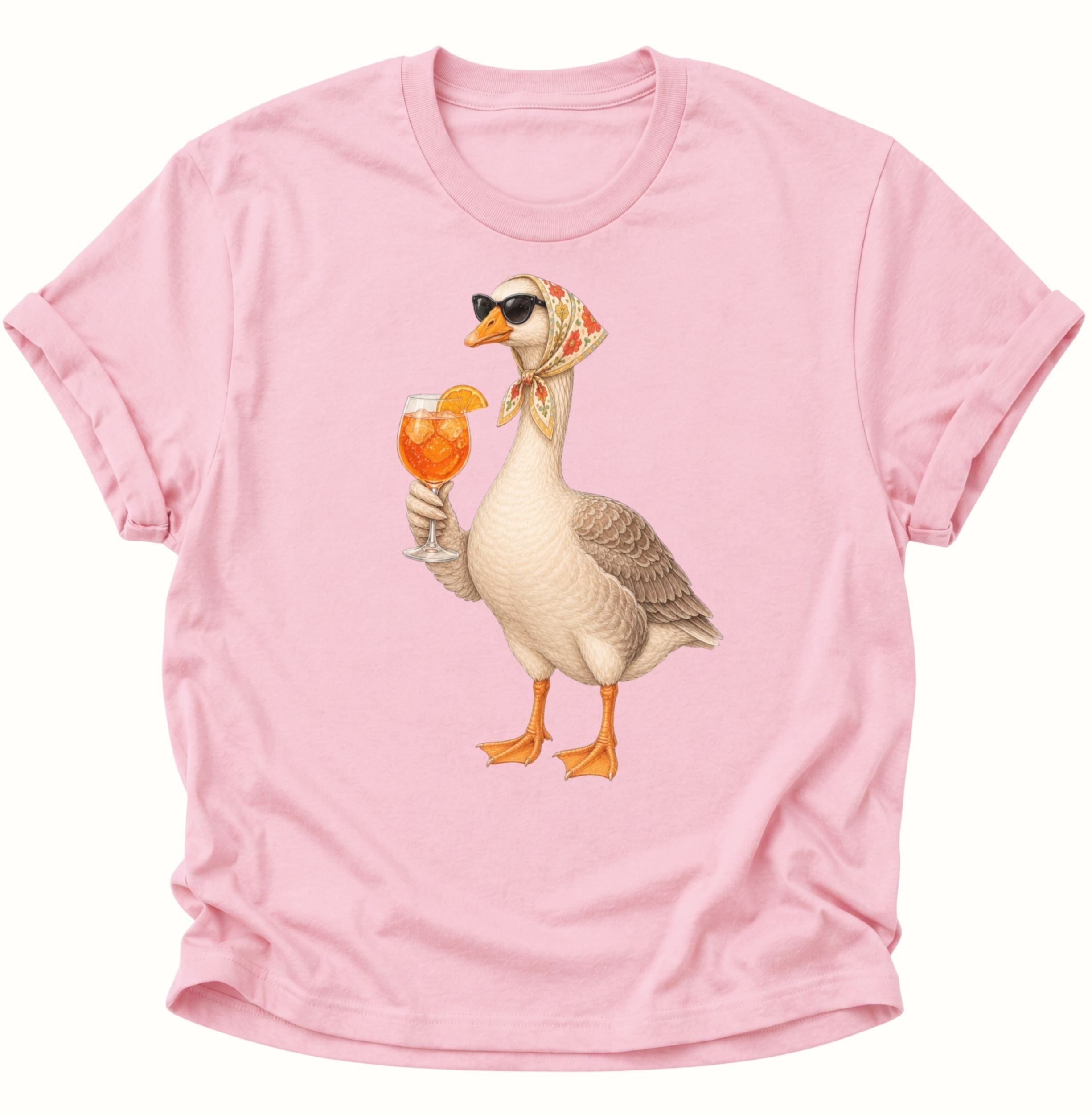 Light pink Unisex T-Shirt mit Gans, floralem Kopftuch, Sonnenbrille und Cocktailglas von Pine & River.
