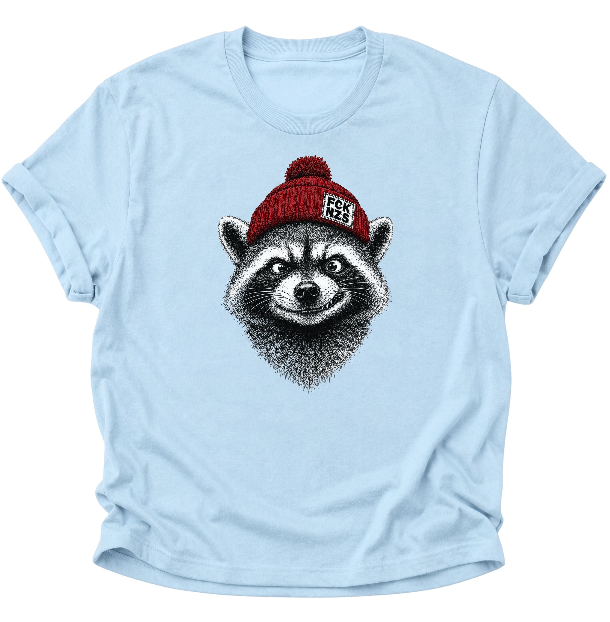 Light Blue Statement T-Shirt mit Waschbär, roter FCK-NZS-Mütze und ausdrucksstarkem Tierdesign
