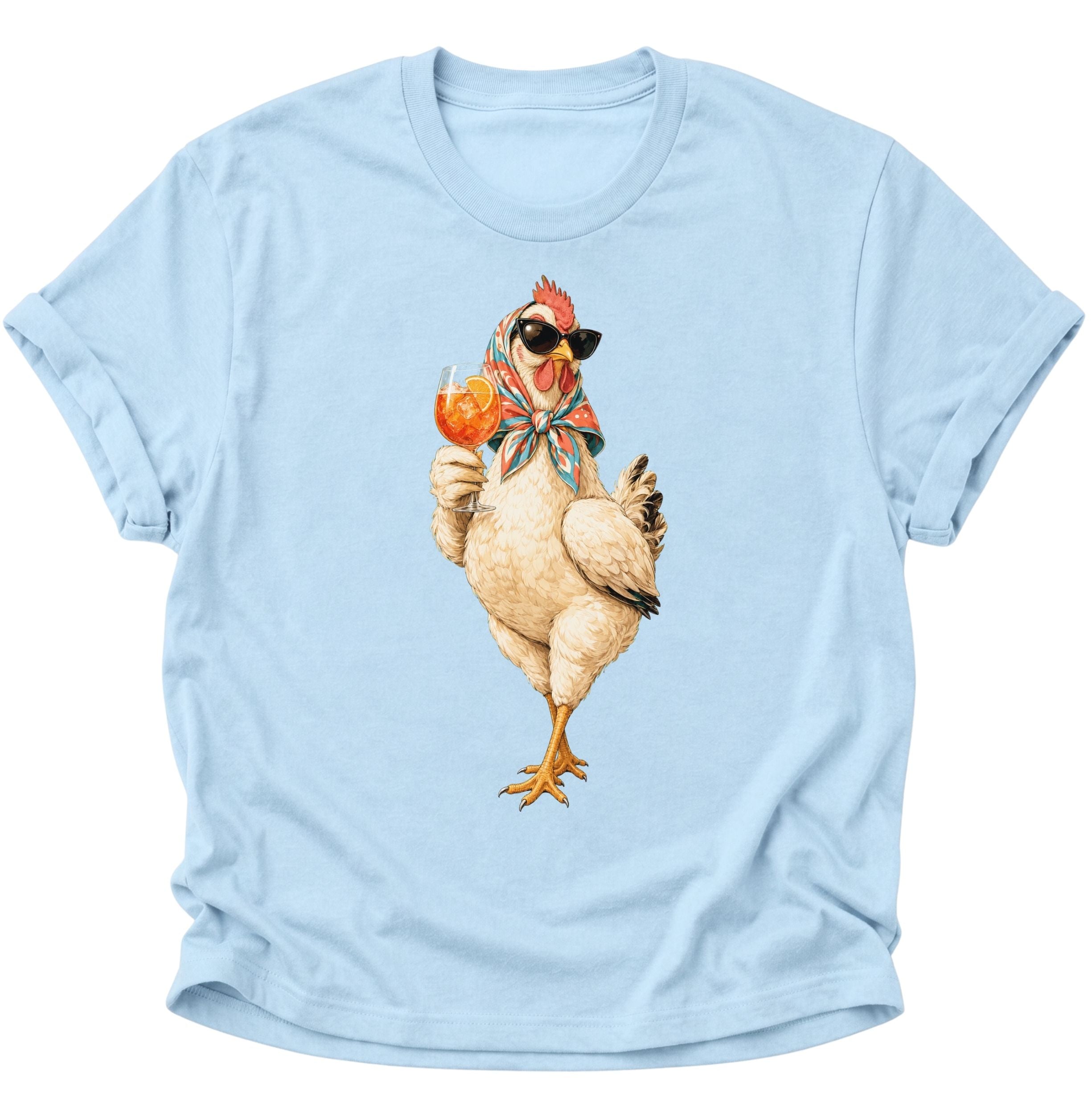 Light Blue Unisex T-Shirt mit humorvoller Henne, farbigem Kopftuch und orangefarbenem Getränk von Pine & River.
