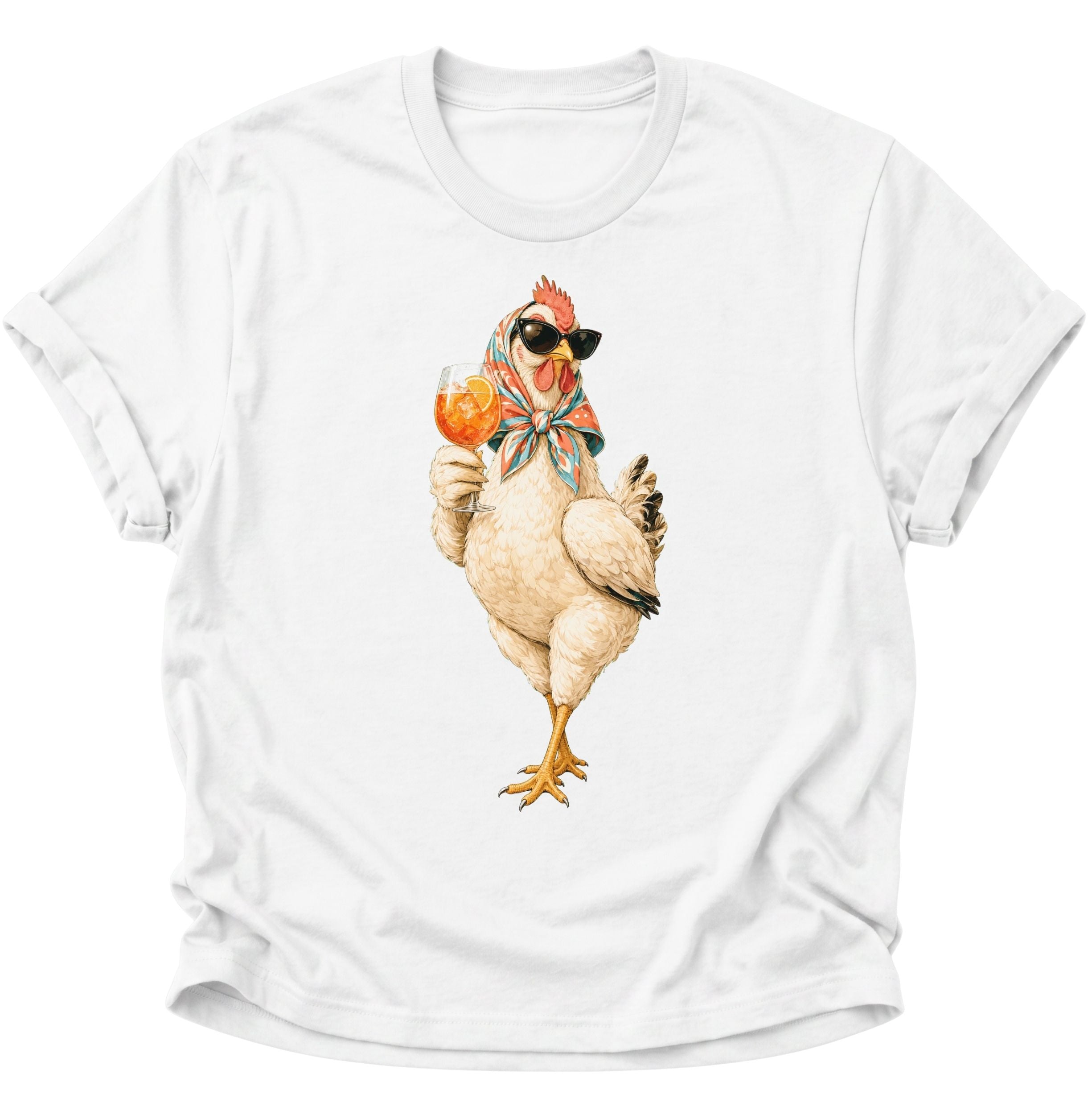 Weißes Unisex T-Shirt mit Henne, farbenfrohem Kopftuch, Sonnenbrille und orangefarbenem Cocktail von Pine & River.
